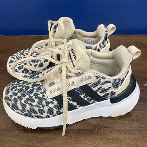 Girls Adidas Kids Racer TR21K Leopard Shoes 12K